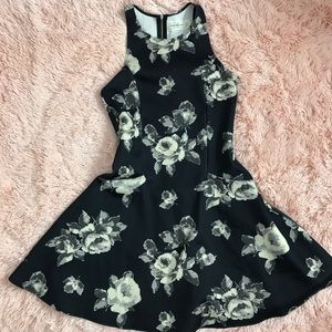 Abercrombie & Fitch scuba floral print dress